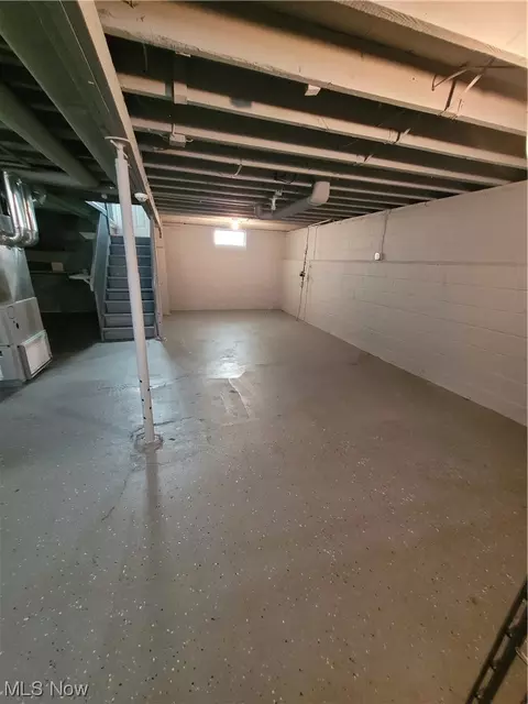 21100 Watson Rd, Maple Heights, OH 44137 photo 9