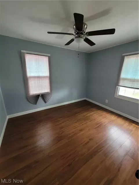 21100 Watson Rd, Maple Heights, OH 44137 photo 2
