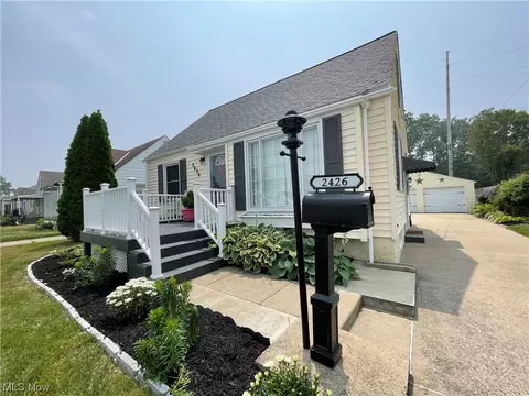 2426 E 35th St, Lorain, OH 44055