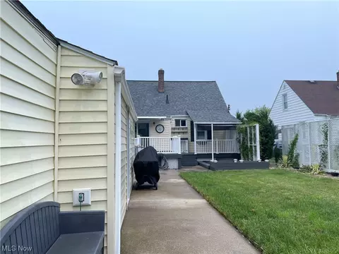2426 E 35th St, Lorain, OH 44055 photo 22