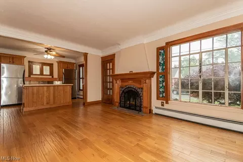 30013 Robert St, Wickliffe, OH 44092 photo 8