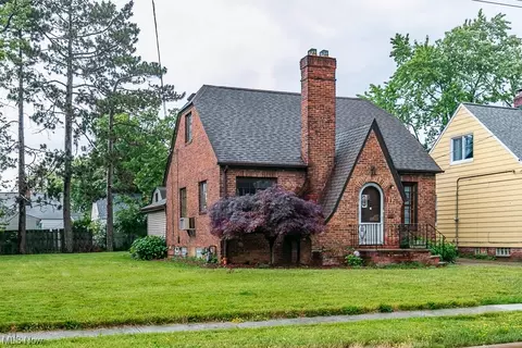 30013 Robert St, Wickliffe, OH 44092 photo 32