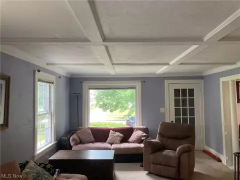 51 E 214th St, Euclid, OH 44123 photo 5