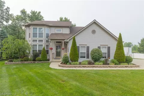 3453 Grafton Rd, Brunswick, OH 44212