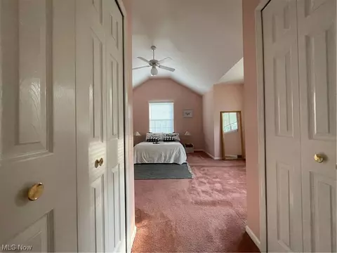 55 Ledgeview Ct, Maple Heights, OH 44137 photo 13