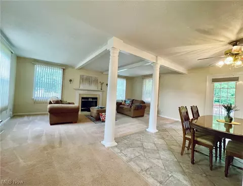 55 Ledgeview Ct, Maple Heights, OH 44137 photo 8