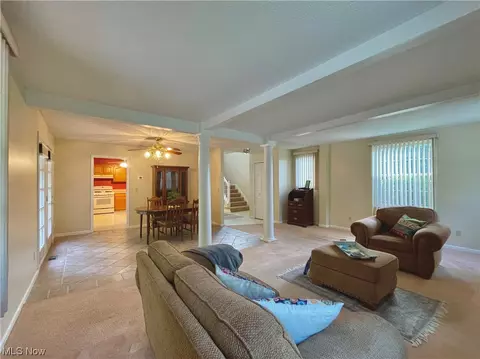 55 Ledgeview Ct, Maple Heights, OH 44137 photo 10