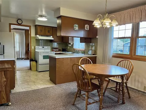 2601 15th St NW, Canton, OH 44708 photo 4