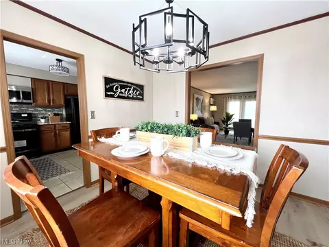 864 Pearson Cir #4, Boardman, OH 44512 photo 11