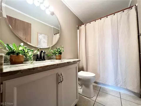 864 Pearson Cir #4, Boardman, OH 44512 photo 18