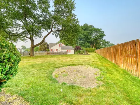 5715 Ackley Rd, Parma, OH 44129 photo 29