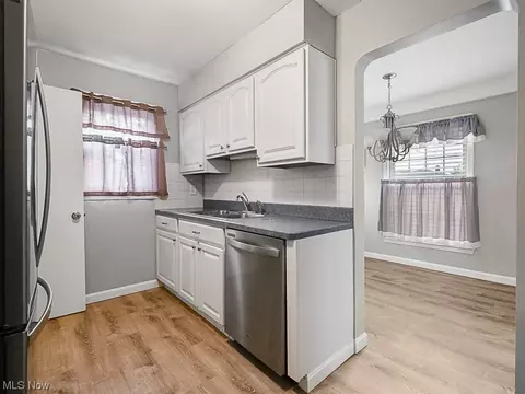 5715 Ackley Rd, Parma, OH 44129 photo 14