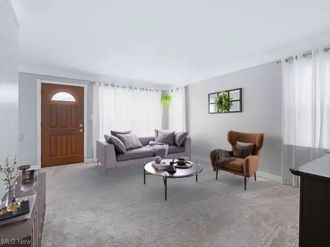 5715 Ackley Rd, Parma, OH 44129 photo 8