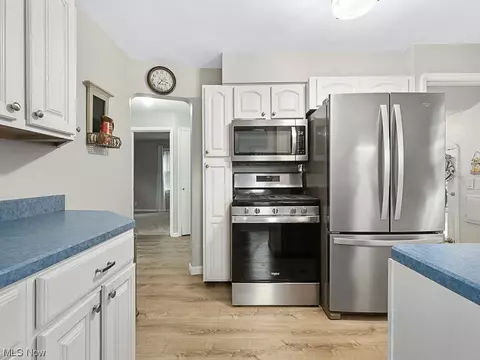 5715 Ackley Rd, Parma, OH 44129 photo 12