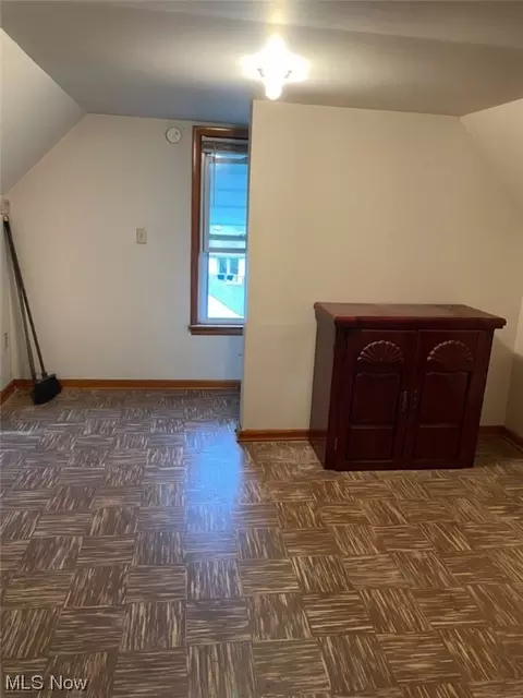 573 Sexton St, Struthers, OH 44471 photo 10