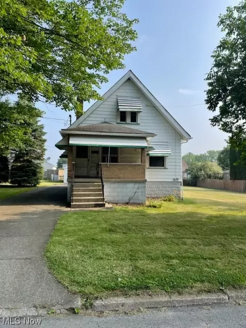 573 Sexton St, Struthers, OH 44471 photo 1