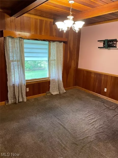 573 Sexton St, Struthers, OH 44471 photo 6