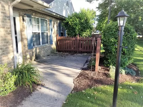 108 Bentley Dr, Elyria, OH 44035 photo 24