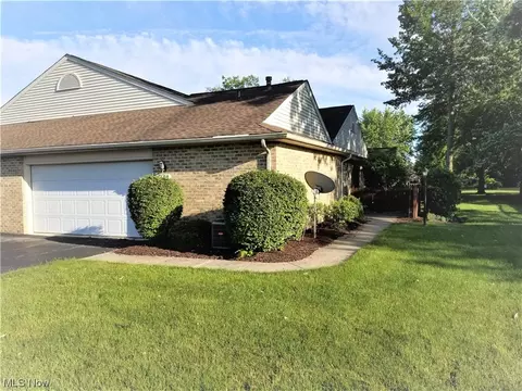 108 Bentley Dr, Elyria, OH 44035 photo 1