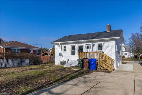3807 Maplecrest Ave, Parma, OH 44134 photo 15