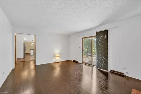 311 Dohner Dr, Wadsworth, OH 44281 photo 10