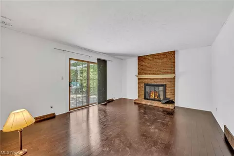 311 Dohner Dr, Wadsworth, OH 44281 photo 9