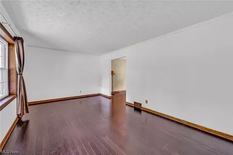 311 Dohner Dr, Wadsworth, OH 44281 photo 13