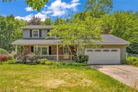 311 Dohner Dr, Wadsworth, OH 44281 photo 1