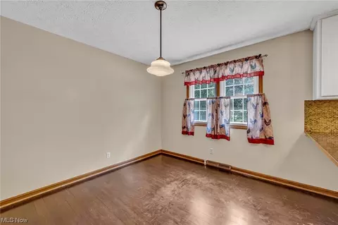 311 Dohner Dr, Wadsworth, OH 44281 photo 8
