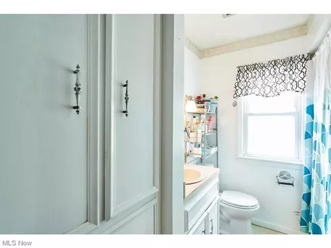 1120 Avon St, Akron, OH 44310 photo 21