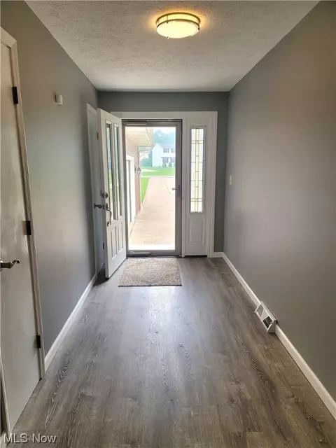 10322 Clipper Cv, Reminderville, OH 44202 photo 2