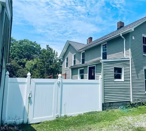 2152 W 13th St, Ashtabula, OH 44004 photo 6