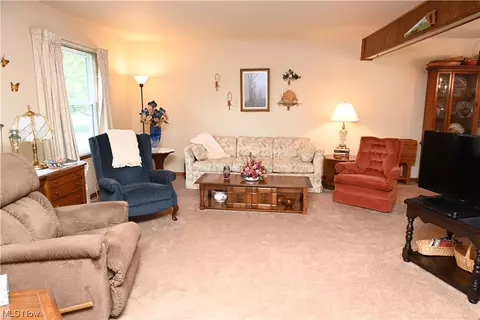 4080 Marks Ave, Rootstown, OH 44272 photo 8