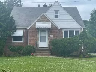 250 E 264th St, Euclid, OH 44132 photo 2