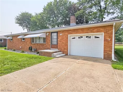 728 Mcdaniel Ave, Minerva, OH 44657 photo 3