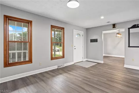 11209 Angling Rd, Wakeman, OH 44889 photo 4