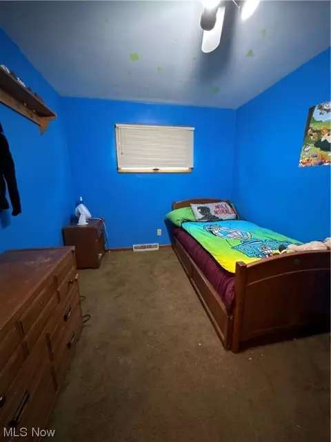 47 Aaron St, Berea, OH 44017 photo 12