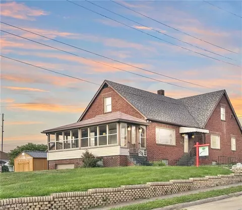 908 Wentworth Ave, Toronto, OH 43964