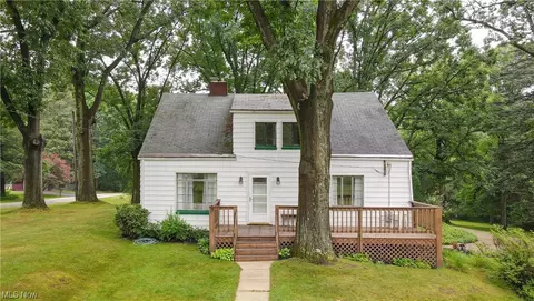 67 Spray Dr, Munroe Falls, OH 44262 photo 1