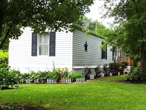 605 Middle Frk, Reedy, WV 25270