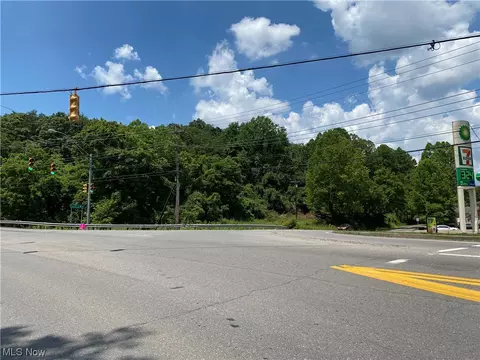 Harris Highway, Parkersburg, WV 26101
