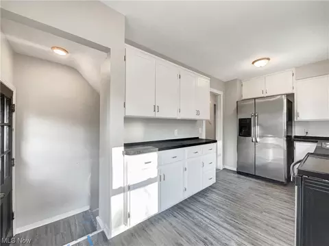 1530 Root Rd, Lorain, OH 44052 photo 6