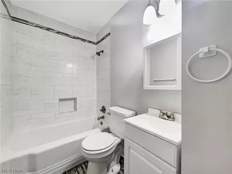 1530 Root Rd, Lorain, OH 44052 photo 11