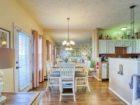 114 River Rock Way, Berea, OH 44017 photo 6