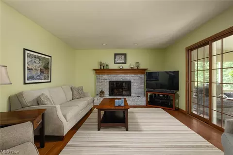 7205 Sandtree Ln, Mentor, OH 44060 photo 6