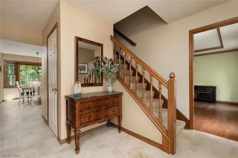 7205 Sandtree Ln, Mentor, OH 44060 photo 14