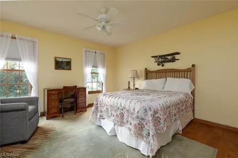 7205 Sandtree Ln, Mentor, OH 44060 photo 19