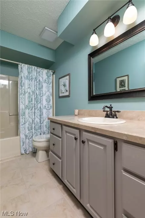 7205 Sandtree Ln, Mentor, OH 44060 photo 21