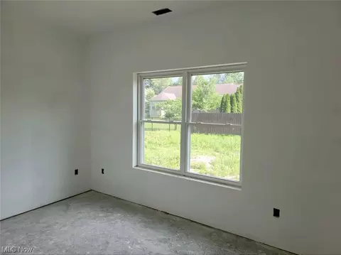 40067 Ryan Ct, Elyria, OH 44035 photo 7
