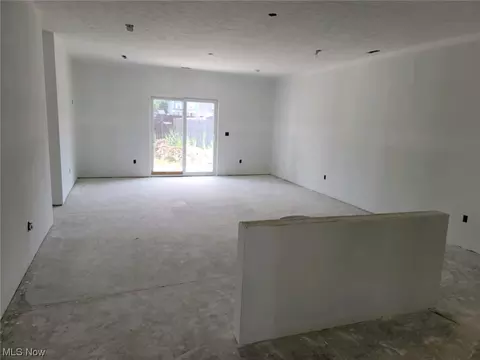 40067 Ryan Ct, Elyria, OH 44035 photo 6